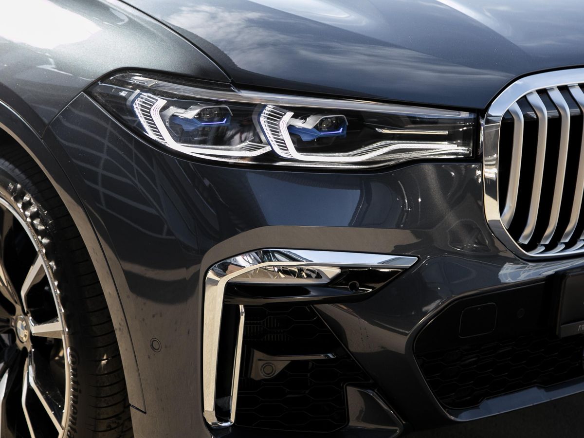 2022 BMW X7 I (G07) Рестайлинг, Серый, 12500000 рублей - вид 11