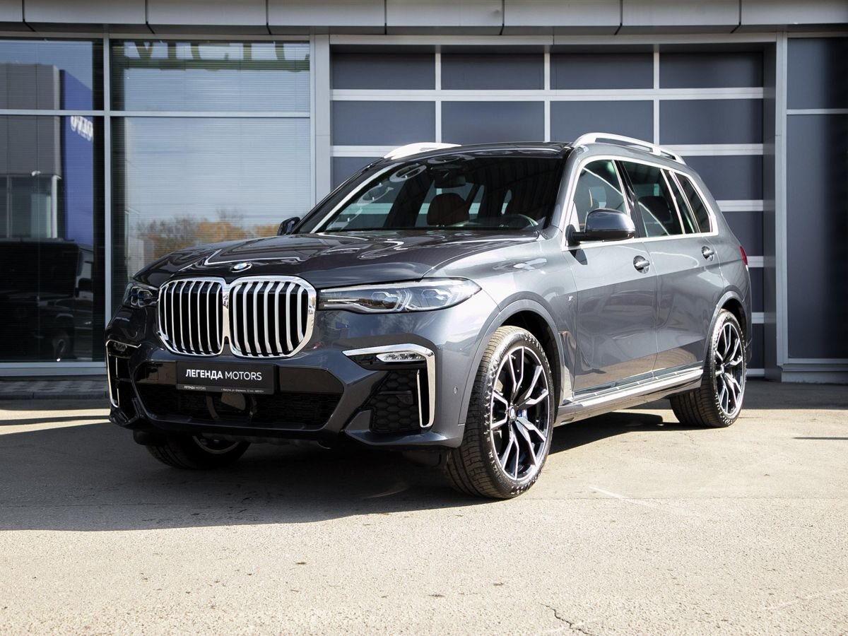 2022 BMW X7 I (G07) Рестайлинг, Серый, 12500000 рублей - вид 1