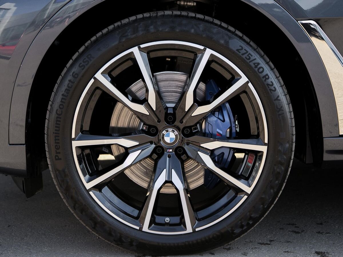 2022 BMW X7 I (G07) Рестайлинг, Серый, 12500000 рублей - вид 10