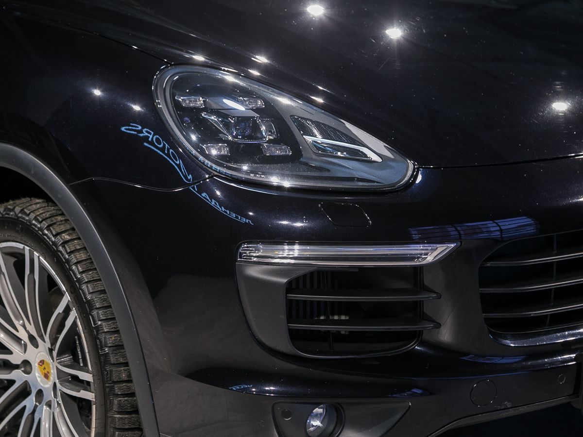 2015 Porsche Cayenne II Рестайлинг (958), Черный, 4090000 рублей - вид 9