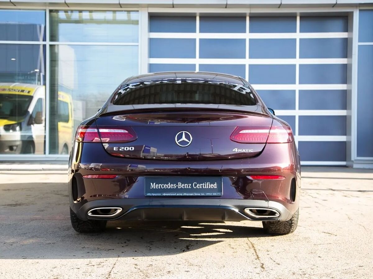 2021 Mercedes-Benz E-Класс V (W213, S213, C238) Рестайлинг, Красный, 7350000 рублей, вид 6