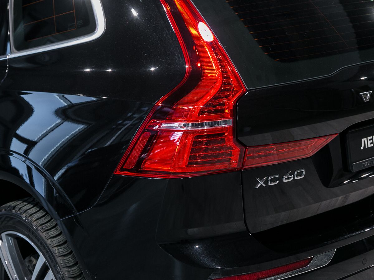2021 Volvo XC60 II, Черный, 4998000 рублей - вид 10