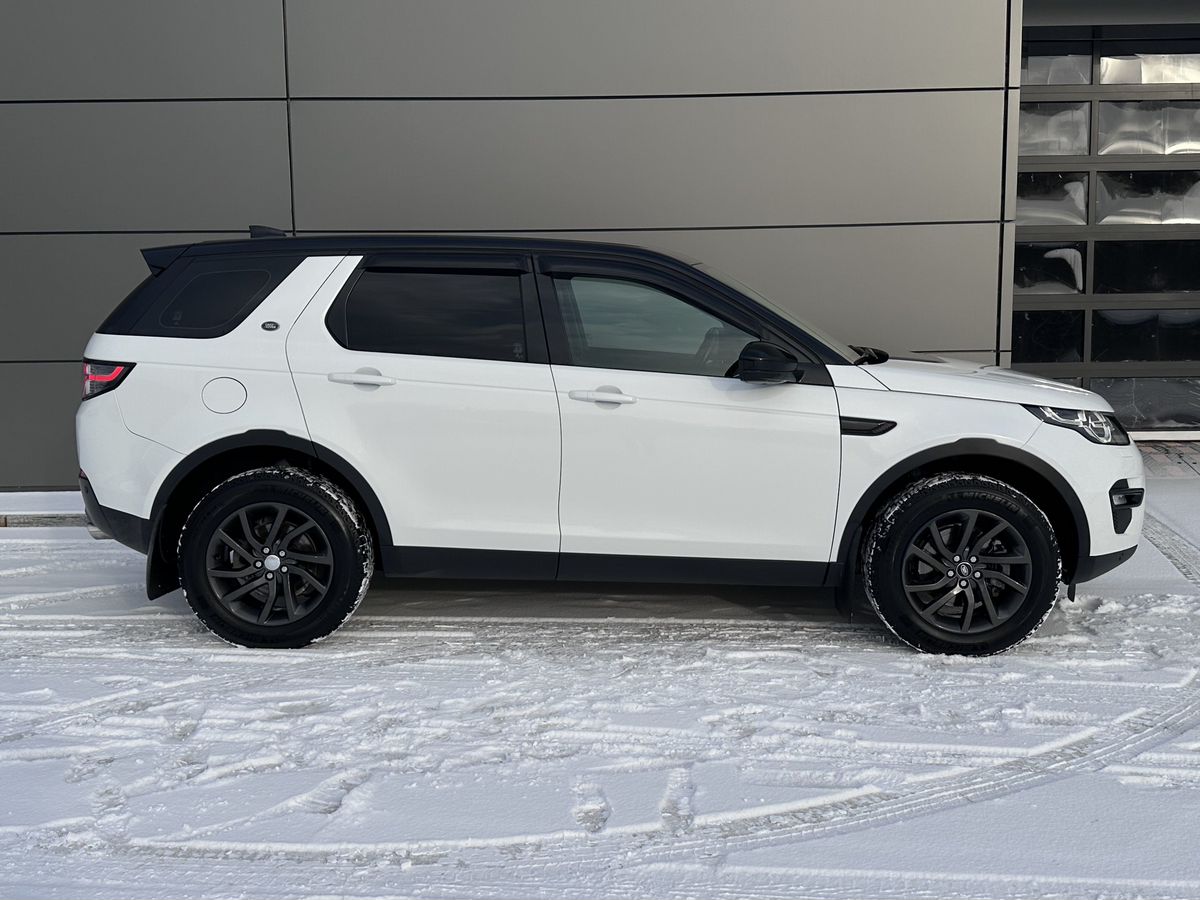 2017 Land Rover Discovery Sport I, Белый, 2740000 рублей, вид 3