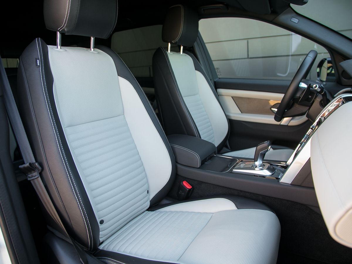 2020 Land Rover Discovery Sport I Рестайлинг, Белый, 4940000 рублей - вид 22