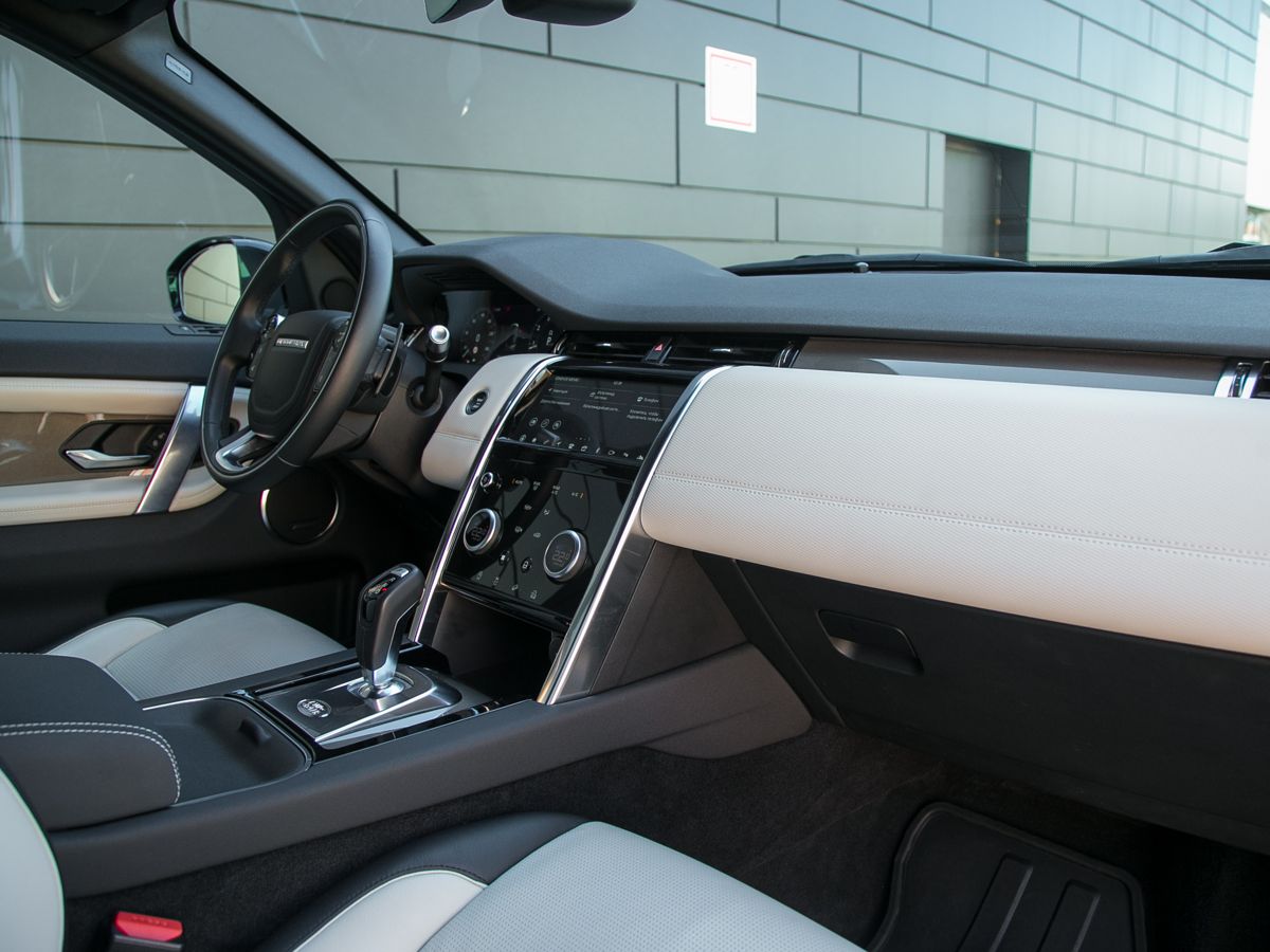 2020 Land Rover Discovery Sport I Рестайлинг, Белый, 4940000 рублей - вид 24
