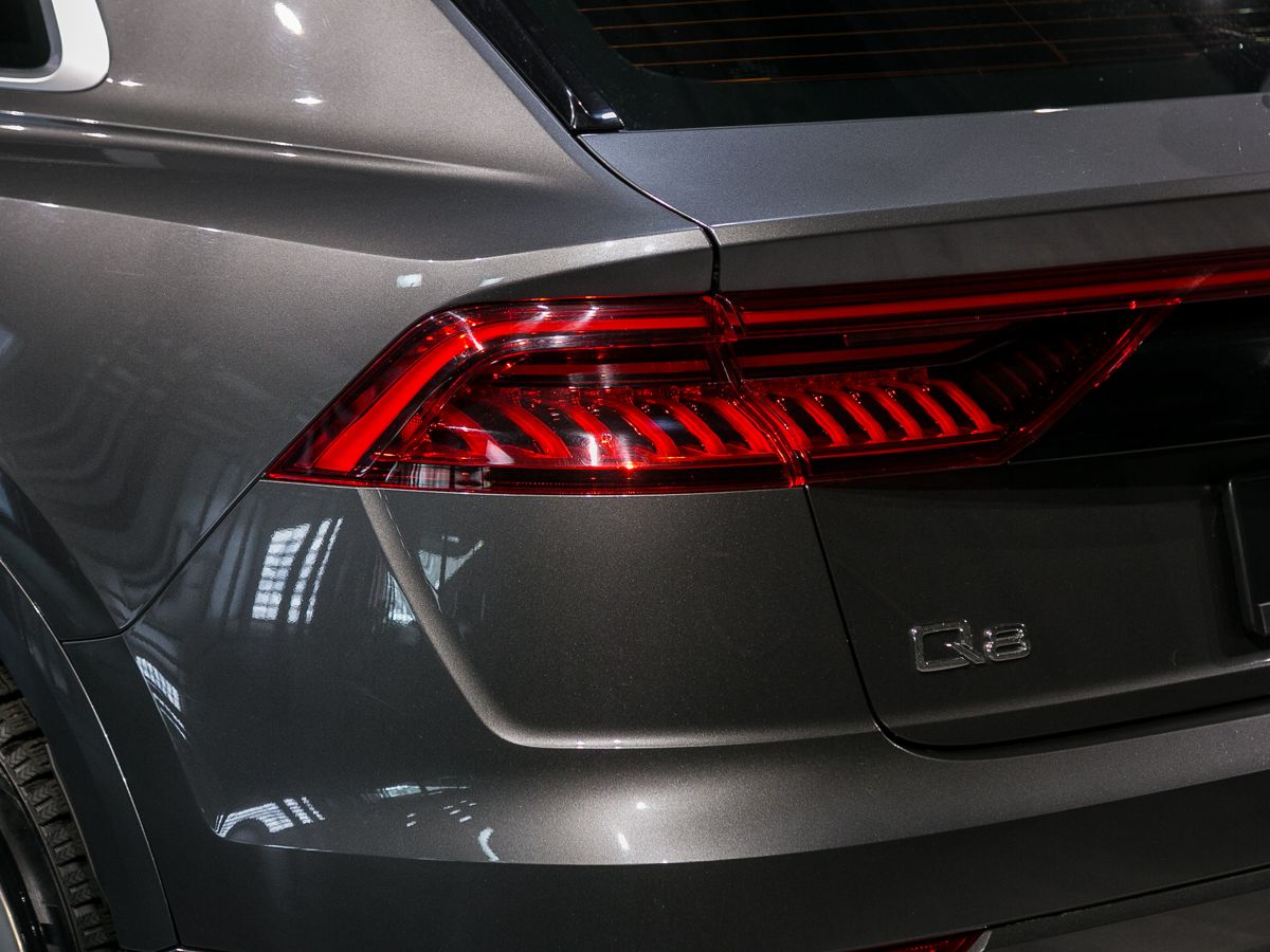 2018 Audi Q8 , Серый, 7100000 рублей - вид 10
