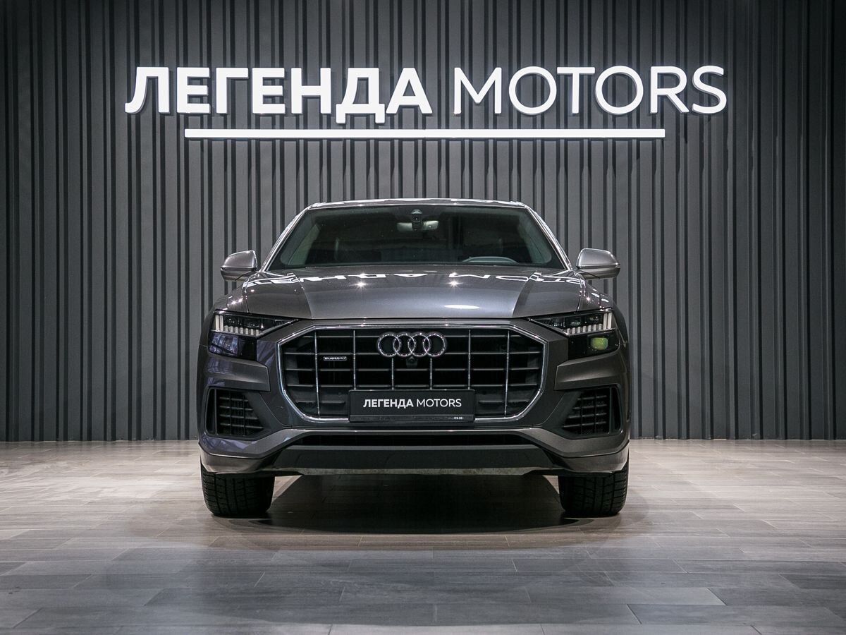2018 Audi Q8 , Серый, 7100000 рублей - вид 2