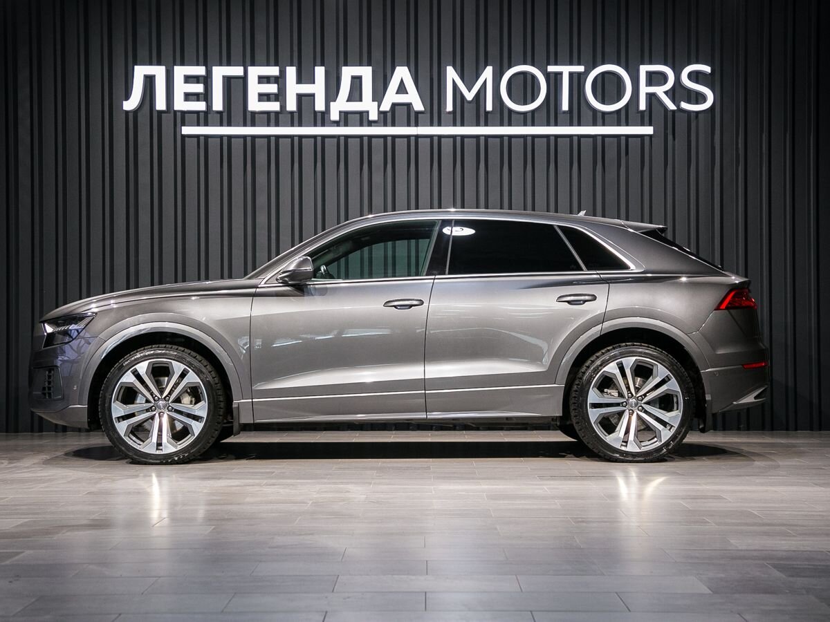 2018 Audi Q8 , Серый, 7100000 рублей - вид 5