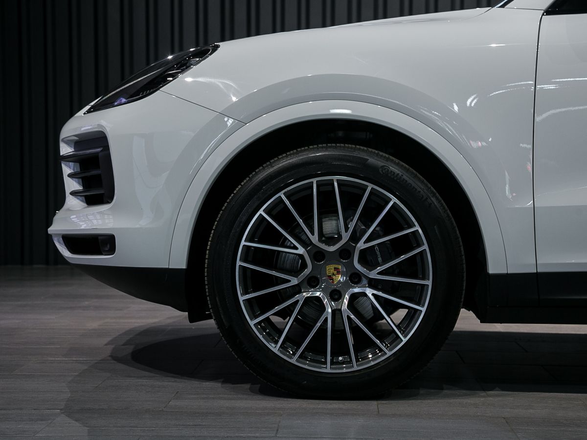 2020 Porsche Cayenne III, Белый, 10490000 рублей - вид 9