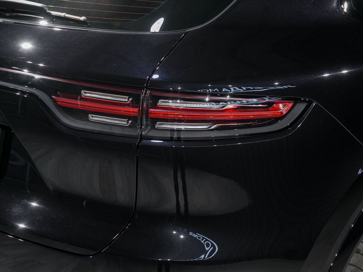 2020 Porsche Cayenne III, Черный, 9695000 рублей - вид 11