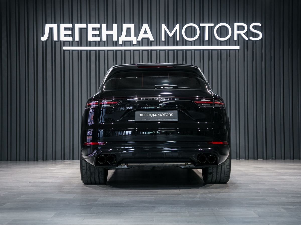 2020 Porsche Cayenne III, Черный, 9695000 рублей, вид 5