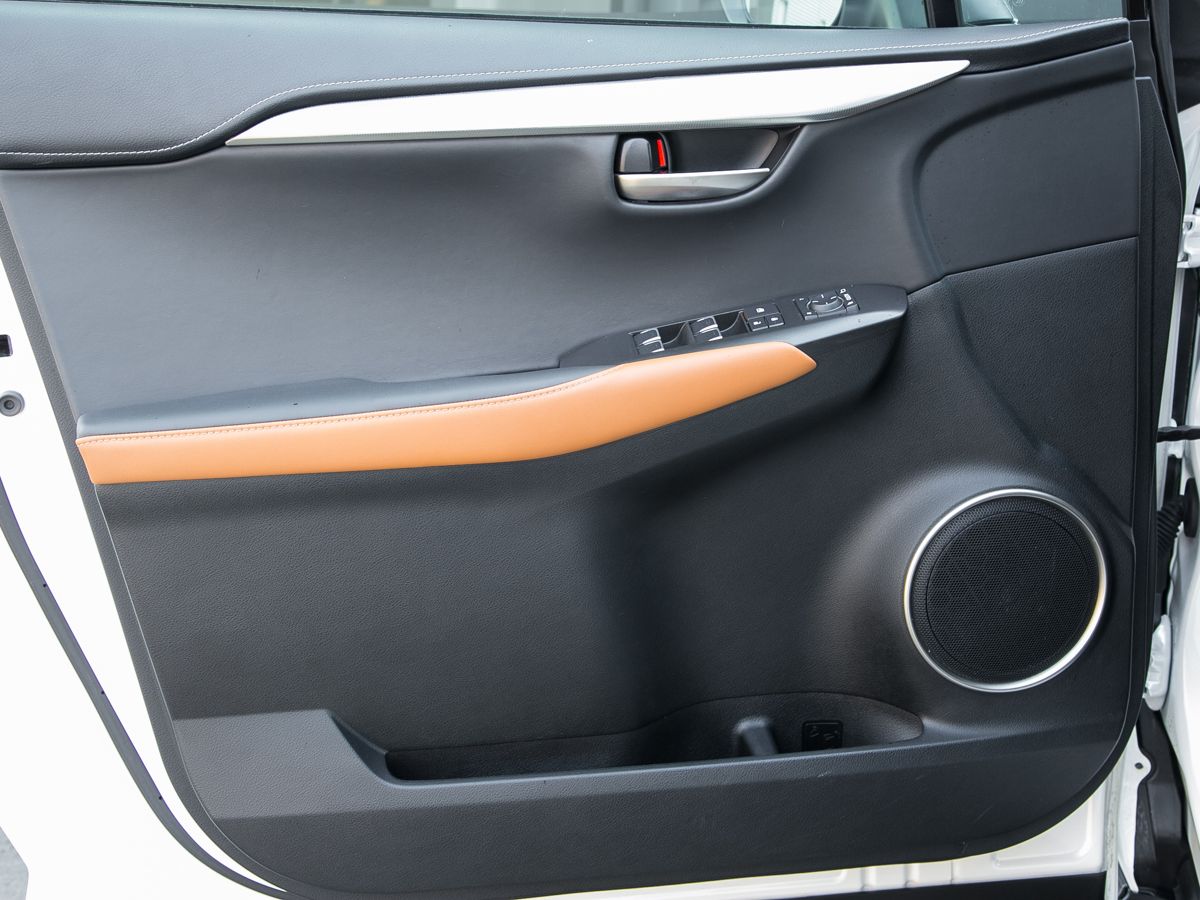 2018 Lexus NX I Рестайлинг, Белый, 3445000 рублей - вид 35