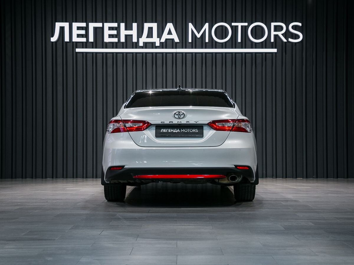 2021 Toyota Camry VIII (XV70) Рестайлинг, Белый, 3040000 рублей - вид 5