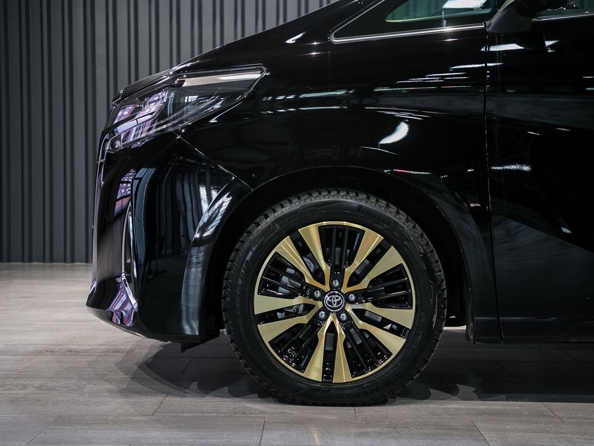 2021 Toyota Alphard III Рестайлинг, Черный, 8390000 рублей - вид 7