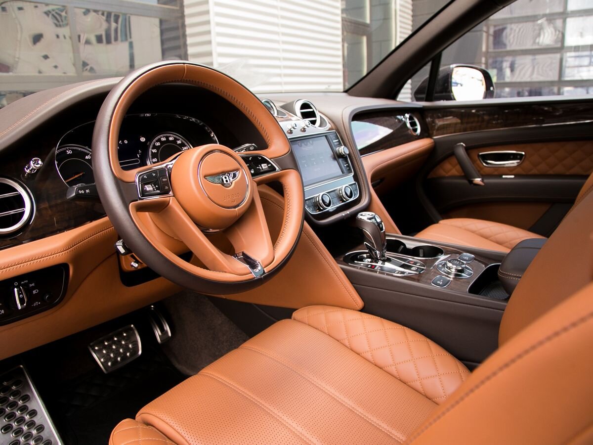2018 Bentley Bentayga I, Фиолетовый, 14000000 рублей - вид 27