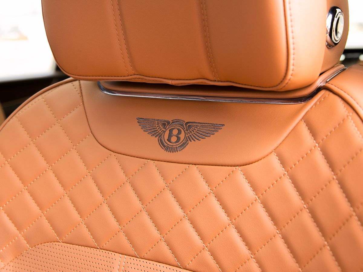 2018 Bentley Bentayga I, Фиолетовый, 14000000 рублей - вид 25