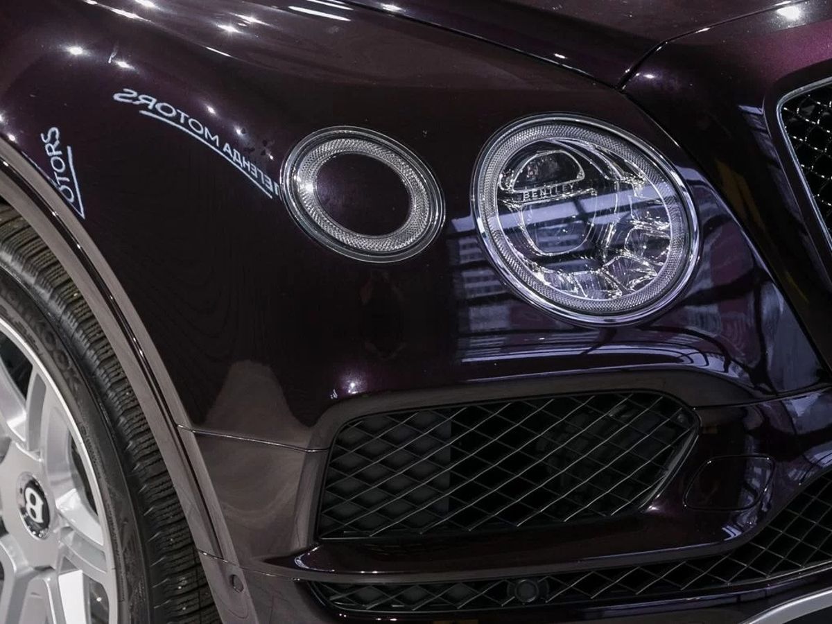 2018 Bentley Bentayga I, Фиолетовый, 14000000 рублей - вид 9