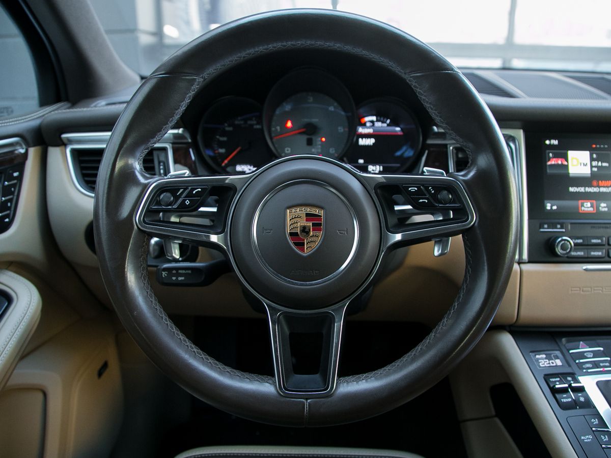 2017 Porsche Macan I, Коричневый, 4490000 рублей - вид 15