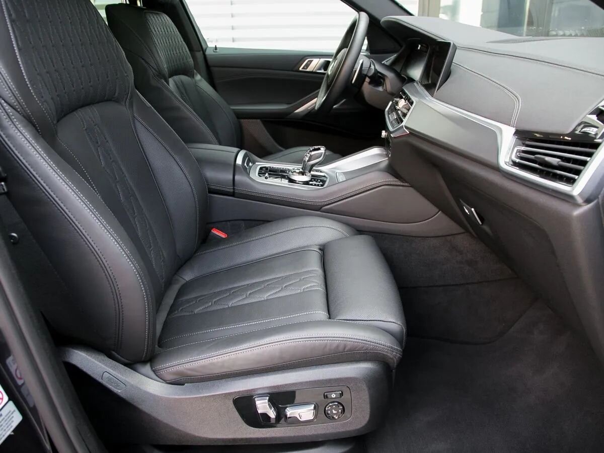 2022 BMW X6 III (G06), Серый, 12800000 рублей - вид 25