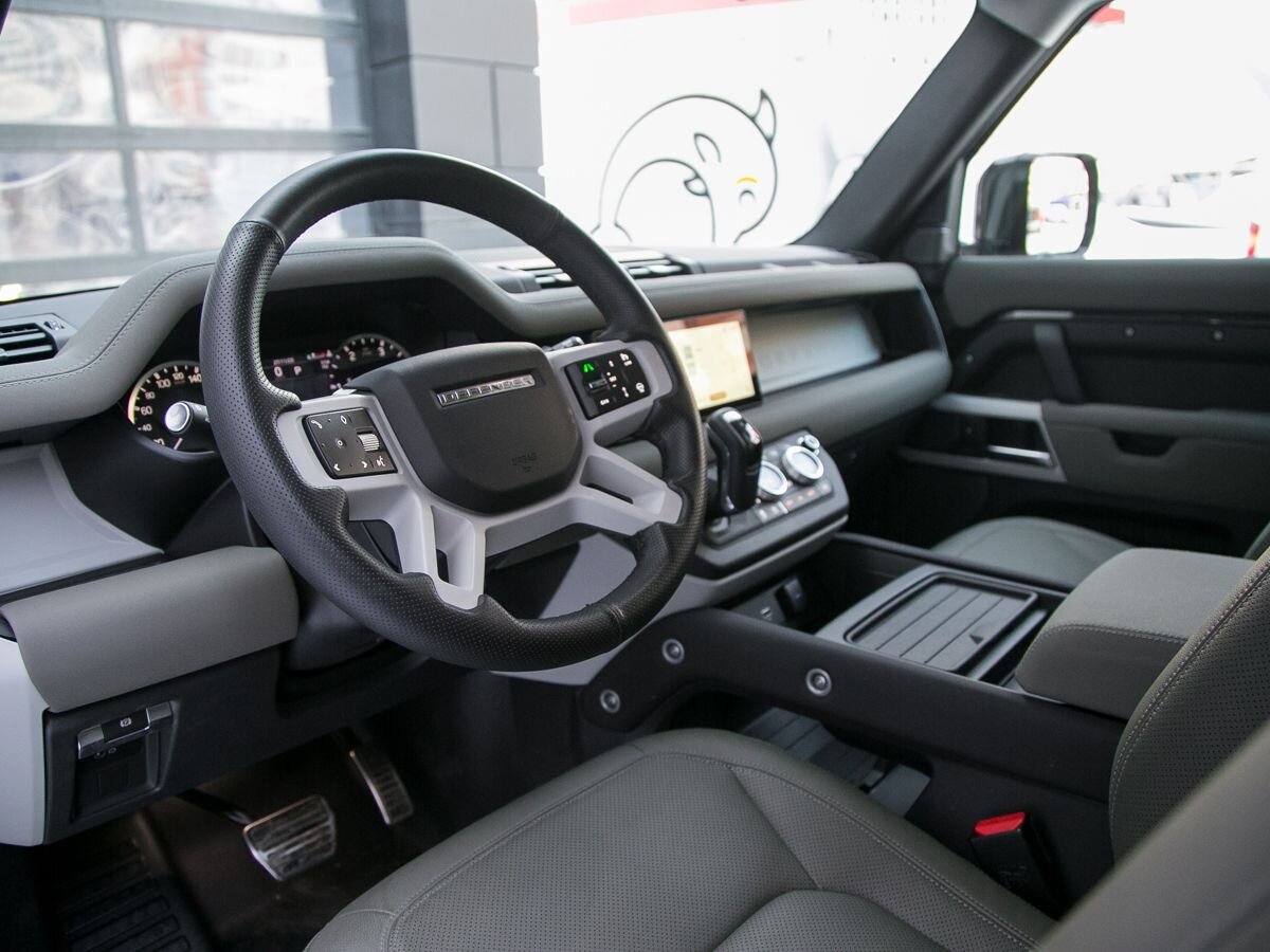 2022 Land Rover Defender II, Черный, 13500000 рублей - вид 23