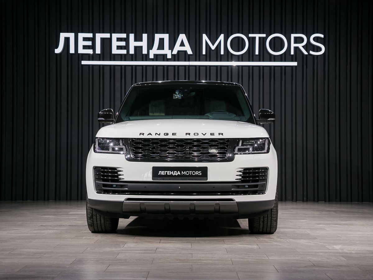 2018 Land Rover Range Rover IV Рестайлинг, Белый, 9490000 рублей - вид 2