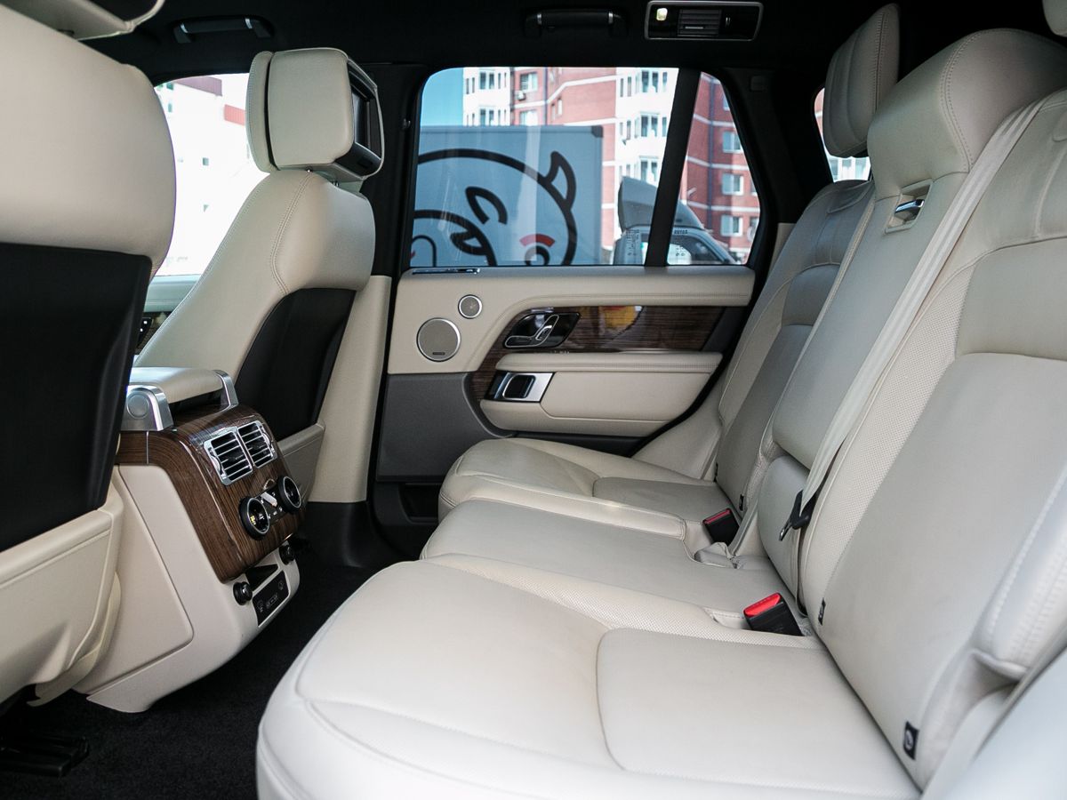 2018 Land Rover Range Rover IV Рестайлинг, Белый, 9490000 рублей - вид 28