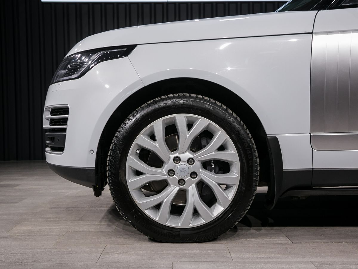 2019 Land Rover Range Rover IV Рестайлинг, Белый, 9150000 рублей - вид 11