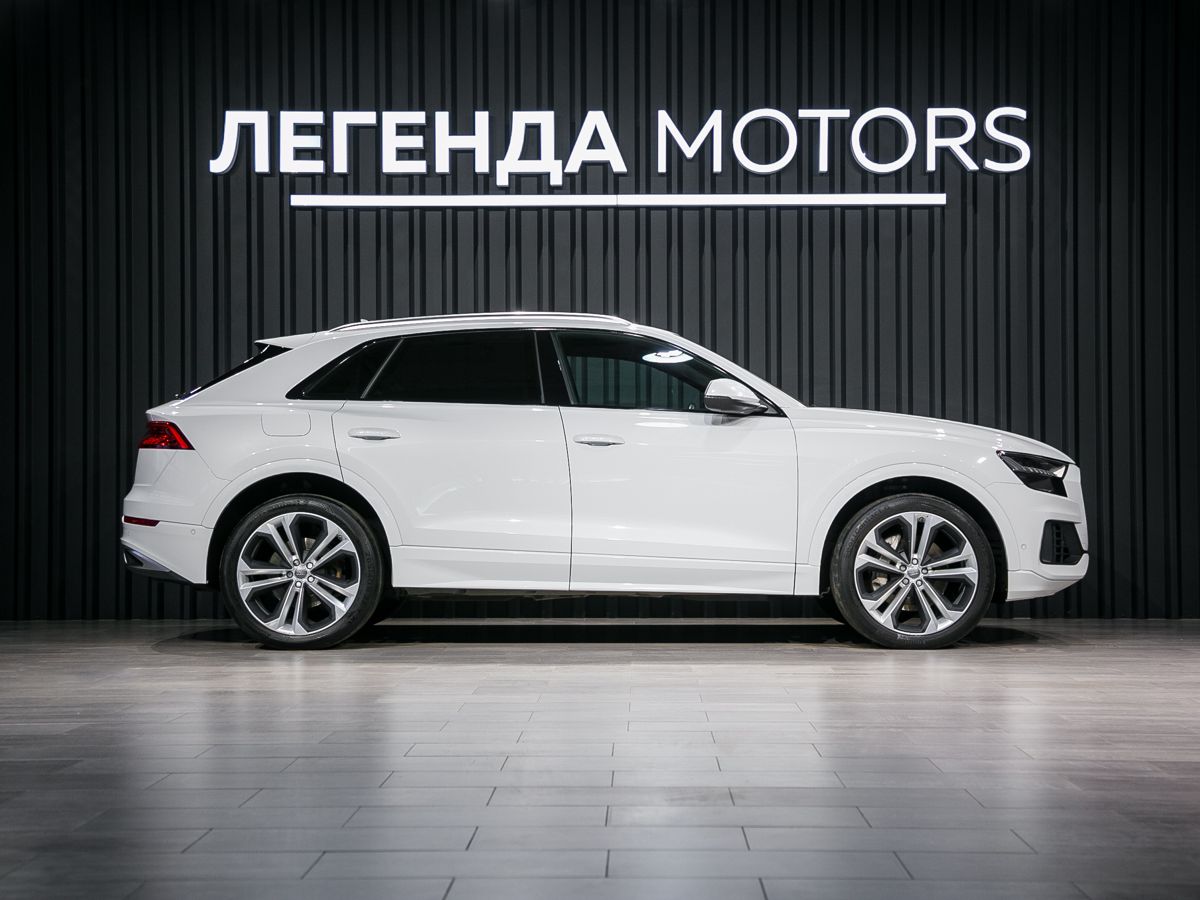 2018 Audi Q8 I (4M), Белый, 6680000 рублей, вид 3