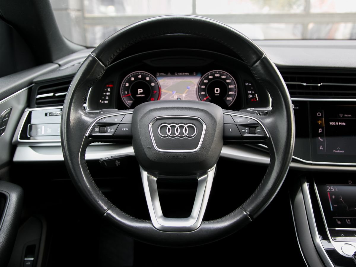 2018 Audi Q8 I (4M), Белый, 6650000 рублей - вид 14