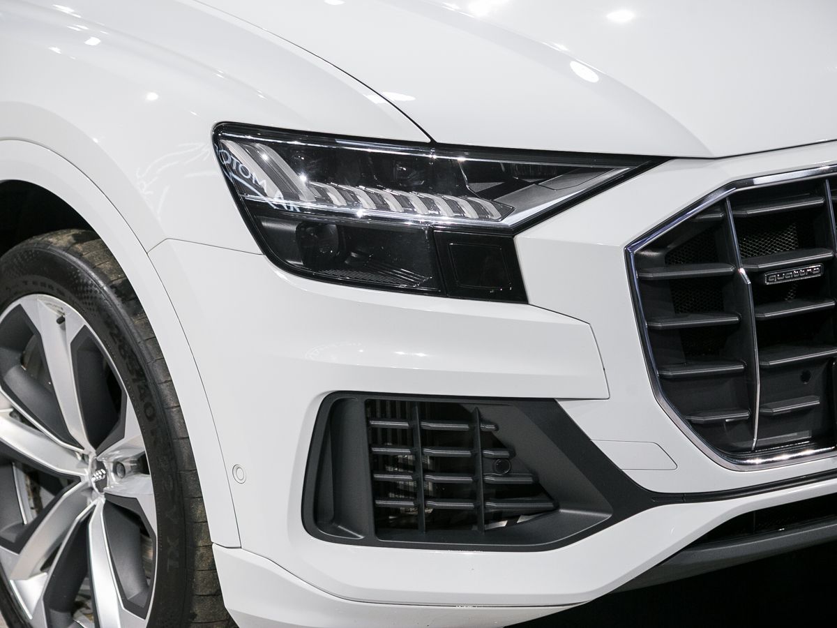 2018 Audi Q8 I (4M), Белый, 6650000 рублей - вид 7