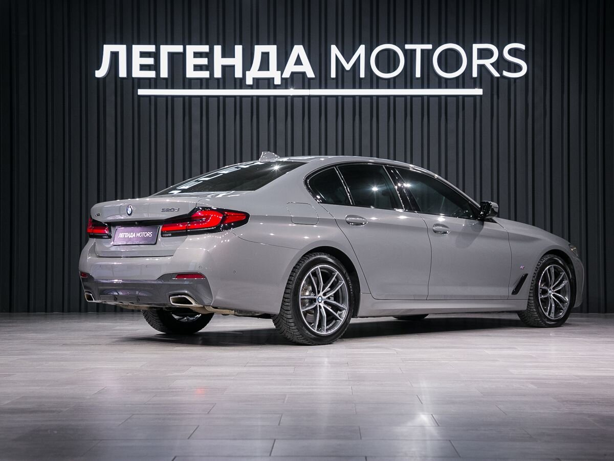 2021 BMW 5 серии VII (G30/G31) Рестайлинг, Серый, 5500000 рублей - вид 4