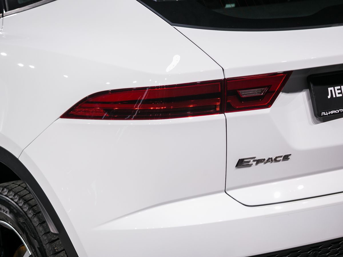 2018 Jaguar E-Pace I, Белый, 3390000 рублей - вид 10