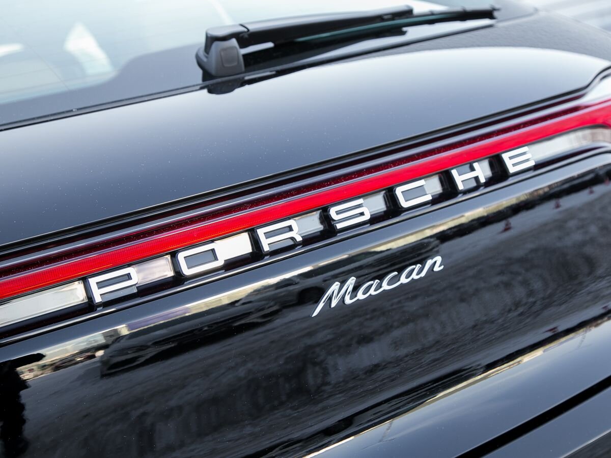 2021 Porsche Macan I Рестайлинг 2, Черный, 7795000 рублей - вид 9