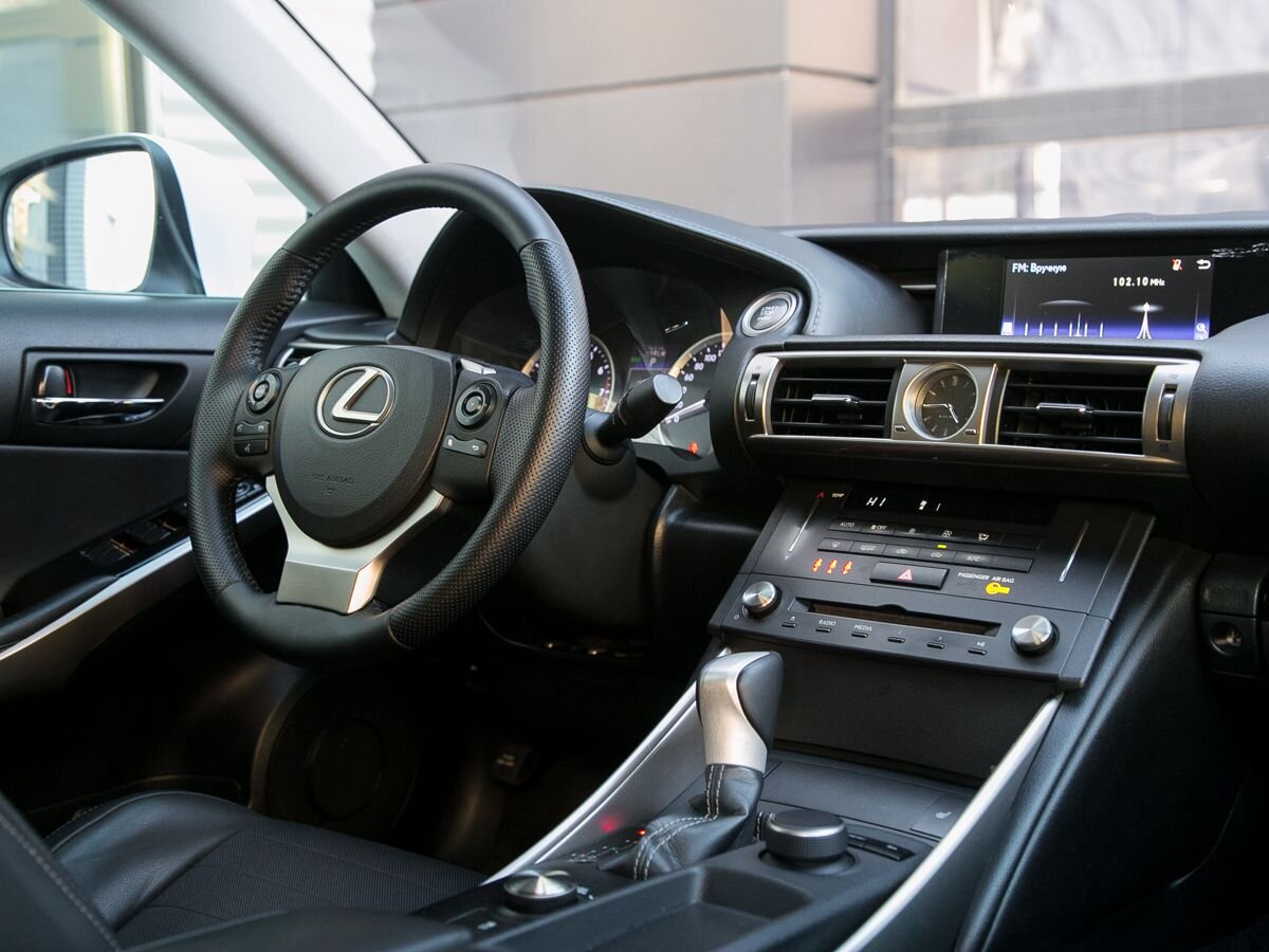 2015 Lexus IS III, Белый, 2390000 рублей - вид 24