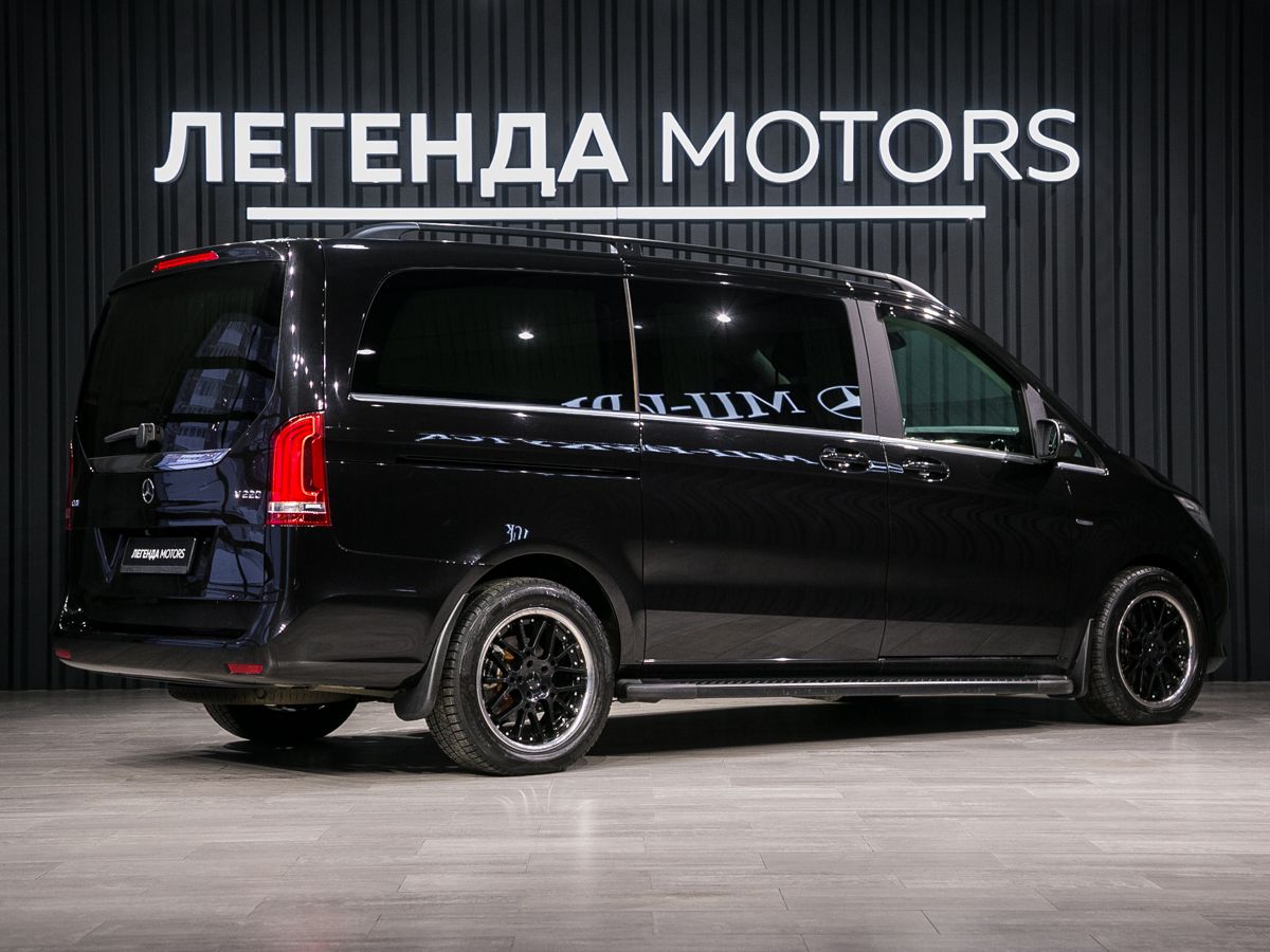 2014 Mercedes-Benz V-Класс II, Черный, 4090000 рублей - вид 4