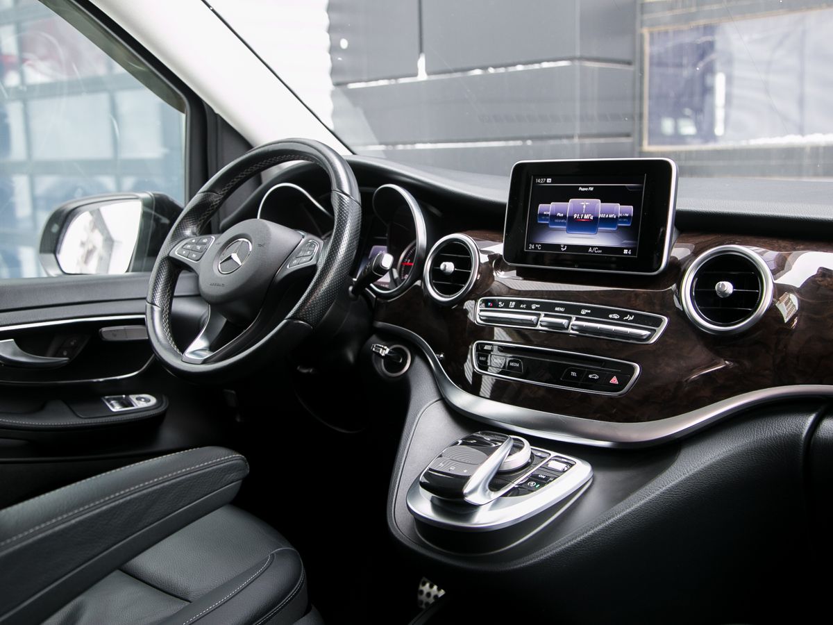 2014 Mercedes-Benz V-Класс II, Черный, 4090000 рублей - вид 24