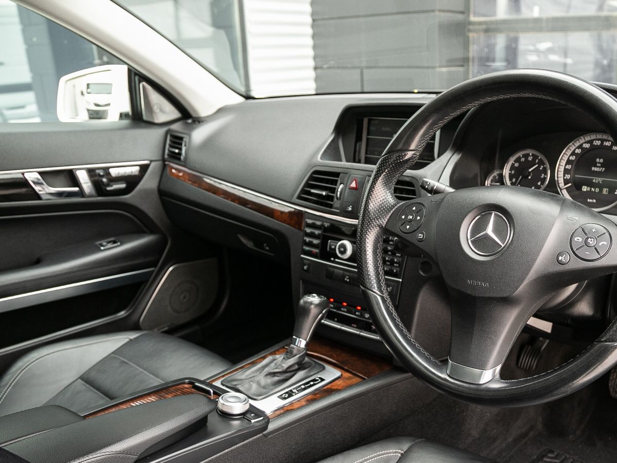 2011 Mercedes-Benz E-Класс IV (W212, S212, C207), Белый, 1650000 рублей - вид 24