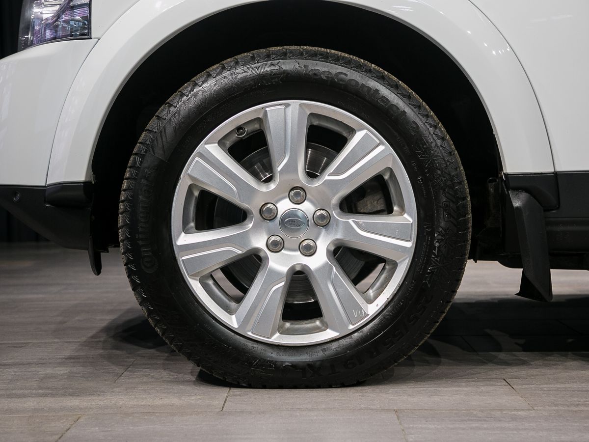 2014 Land Rover Discovery IV Рестайлинг, Белый, 2590000 рублей - вид 12