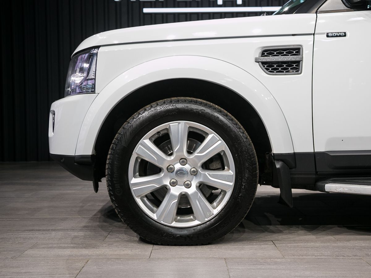 2014 Land Rover Discovery IV Рестайлинг, Белый, 2590000 рублей - вид 11