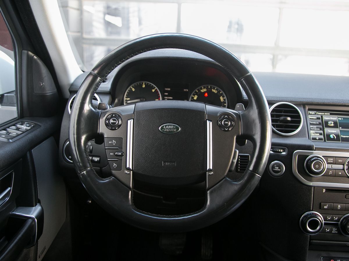 2014 Land Rover Discovery IV Рестайлинг, Белый, 2590000 рублей - вид 15