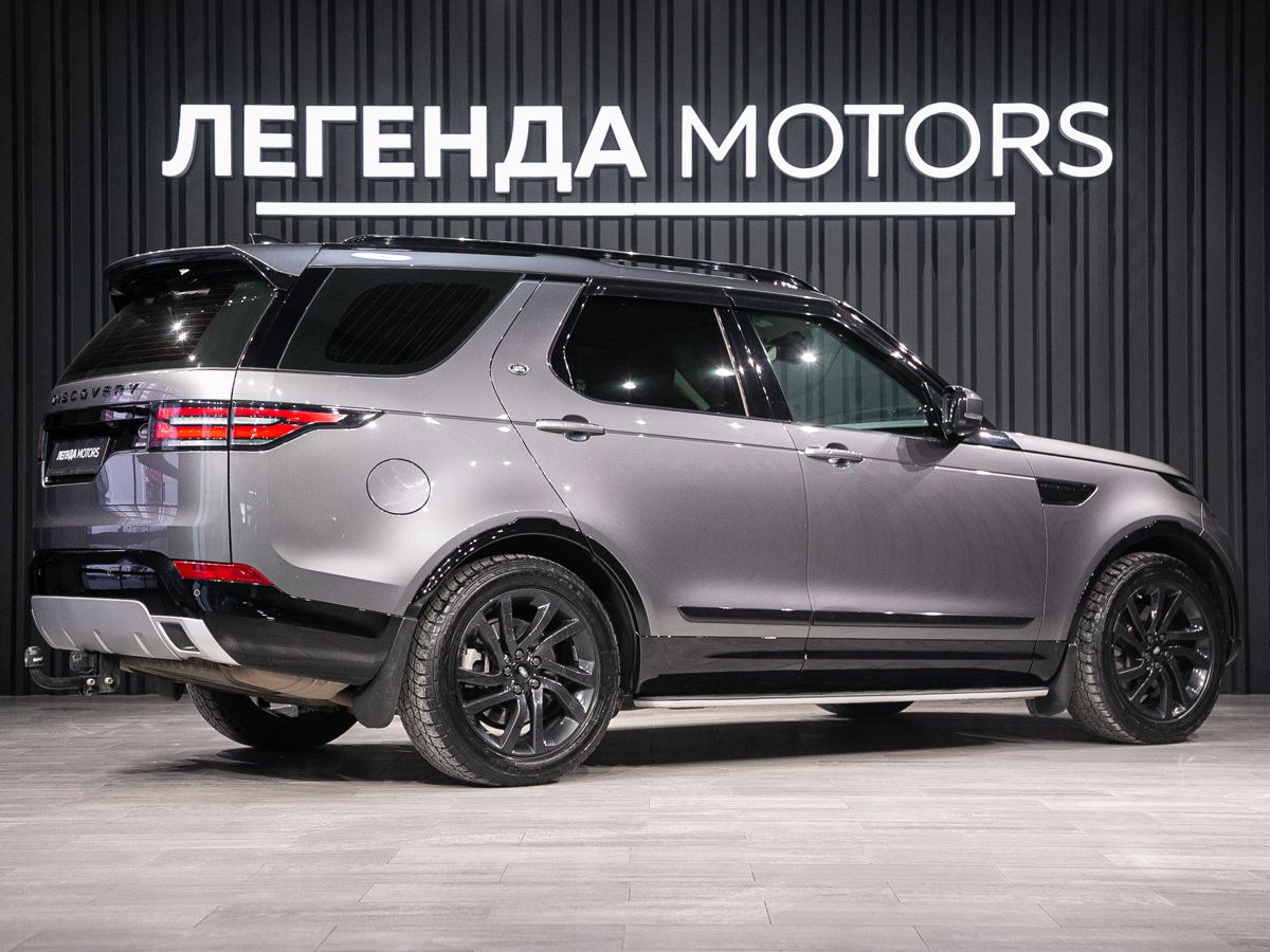 2017 Land Rover Discovery V, Серый, 4750000 рублей, вид 4