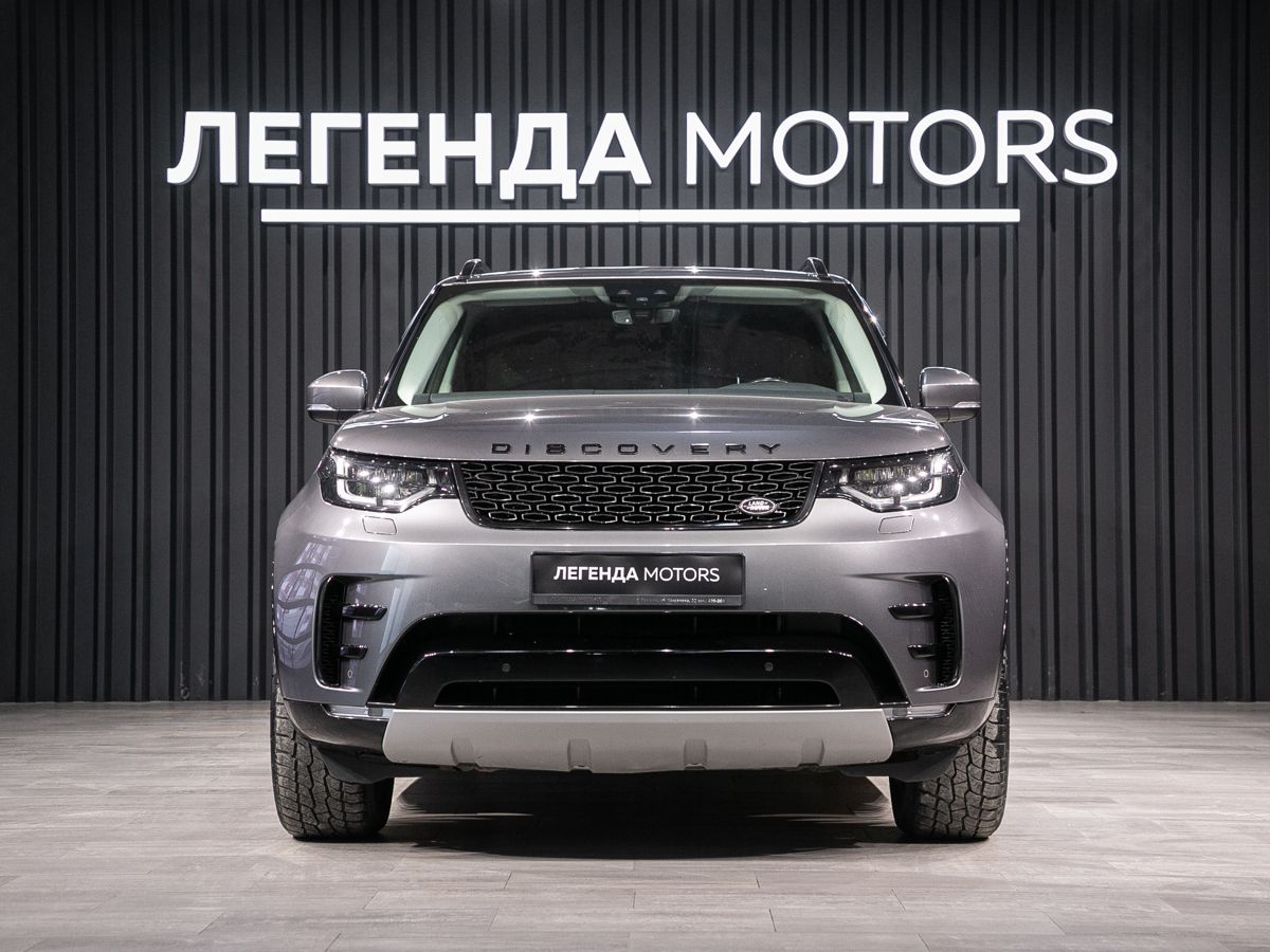 2017 Land Rover Discovery V, Серый, 4750000 рублей - вид 2