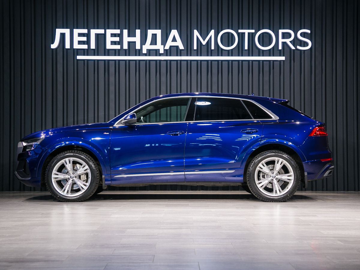 2019 Audi Q8 I (4M), Синий, 7900000 рублей, вид 6