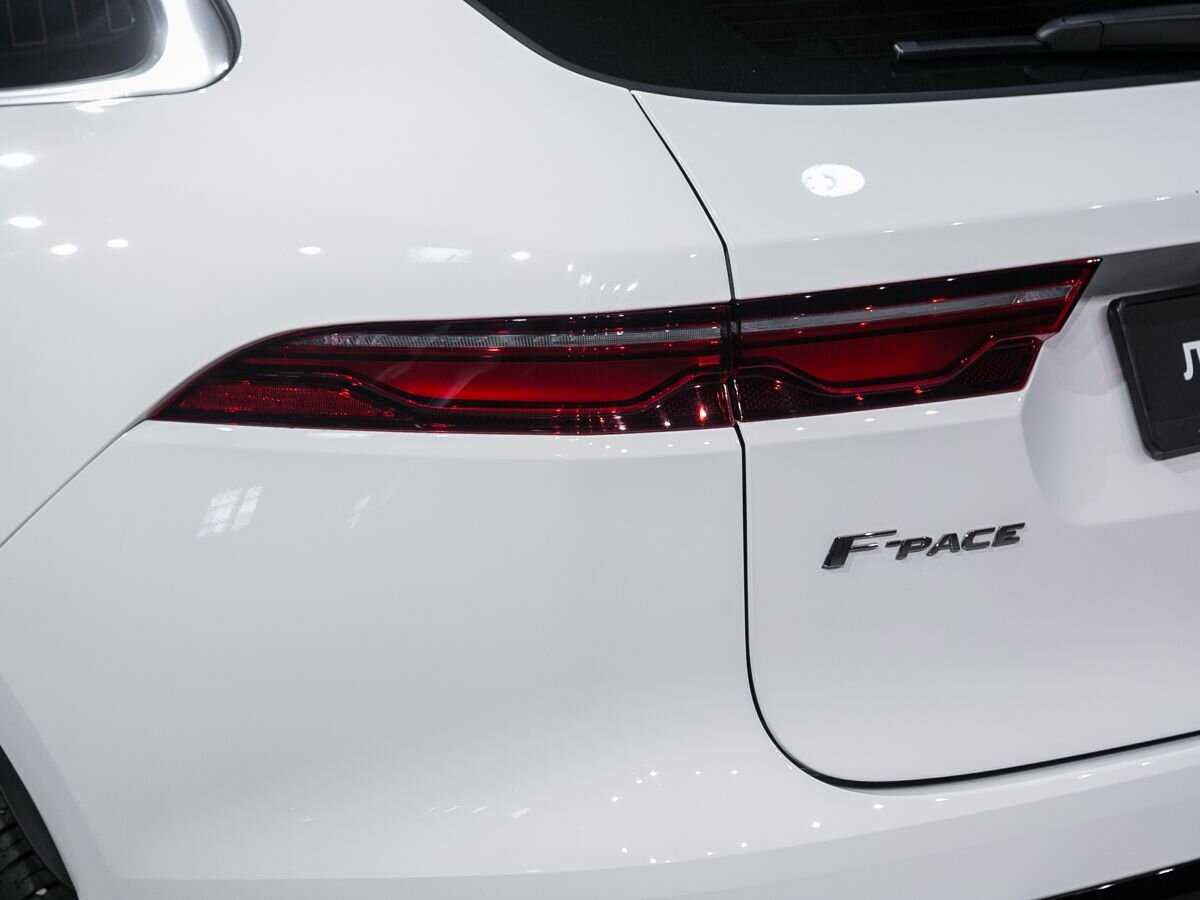2022 Jaguar F-Pace I Рестайлинг, Белый, 7490000 рублей - вид 9