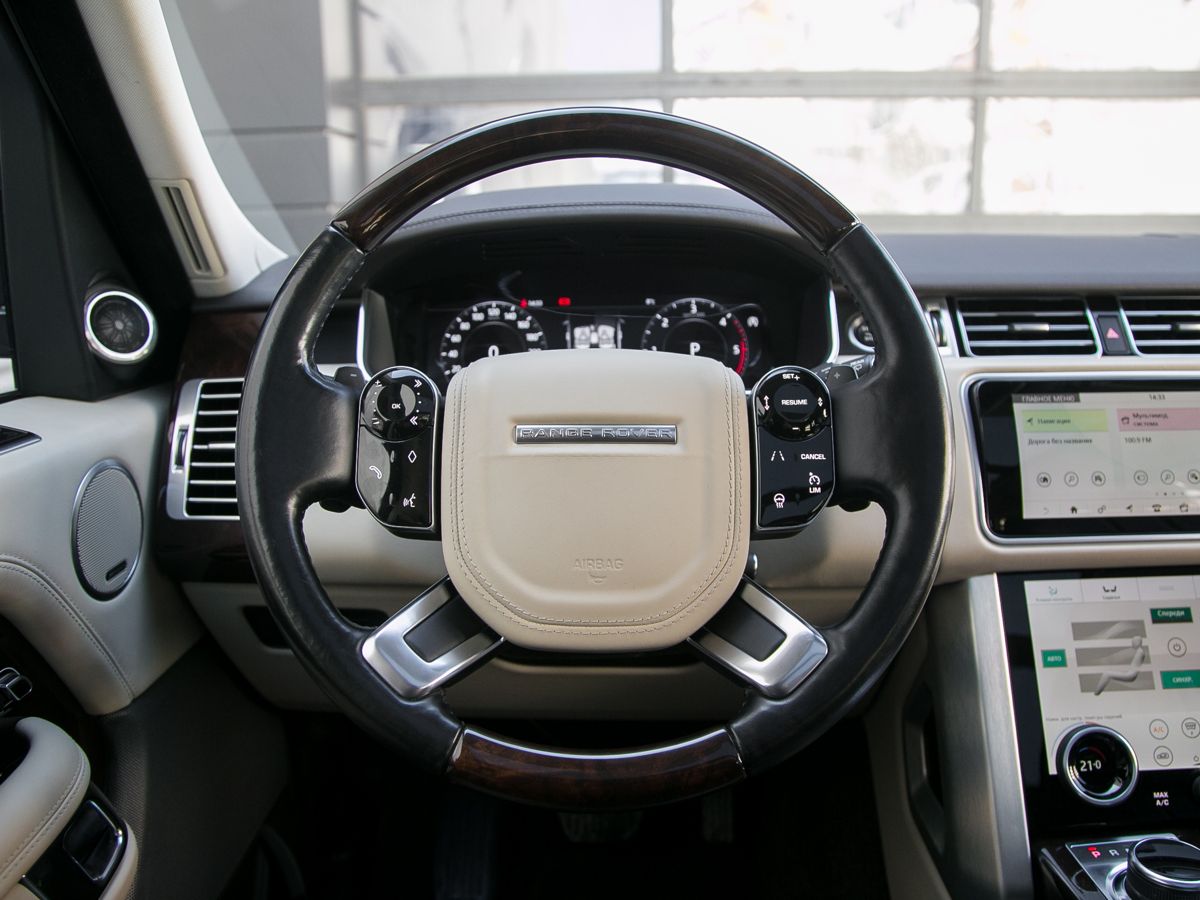 2018 Land Rover Range Rover IV Рестайлинг, Серый, 8490000 рублей - вид 14