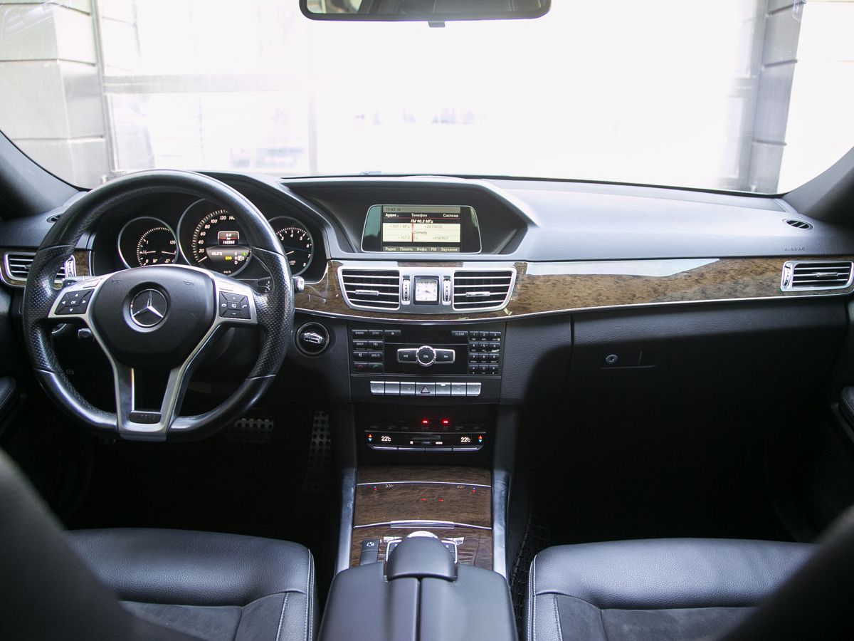 2013 Mercedes-Benz E-Класс IV (W212, S212, C207) Рестайлинг, Белый, 2500000 рублей - вид 13