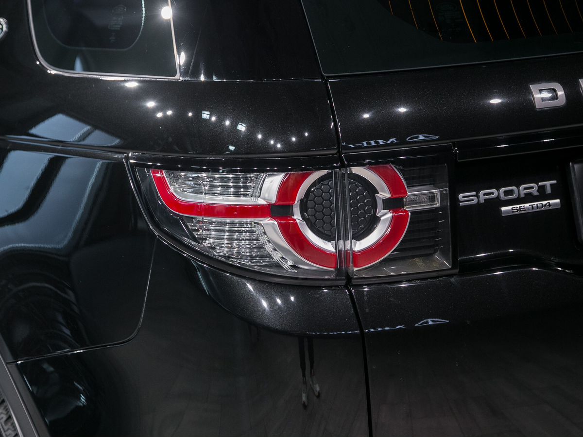 2016 Land Rover Discovery Sport I, Черный, 2490000 рублей - вид 9