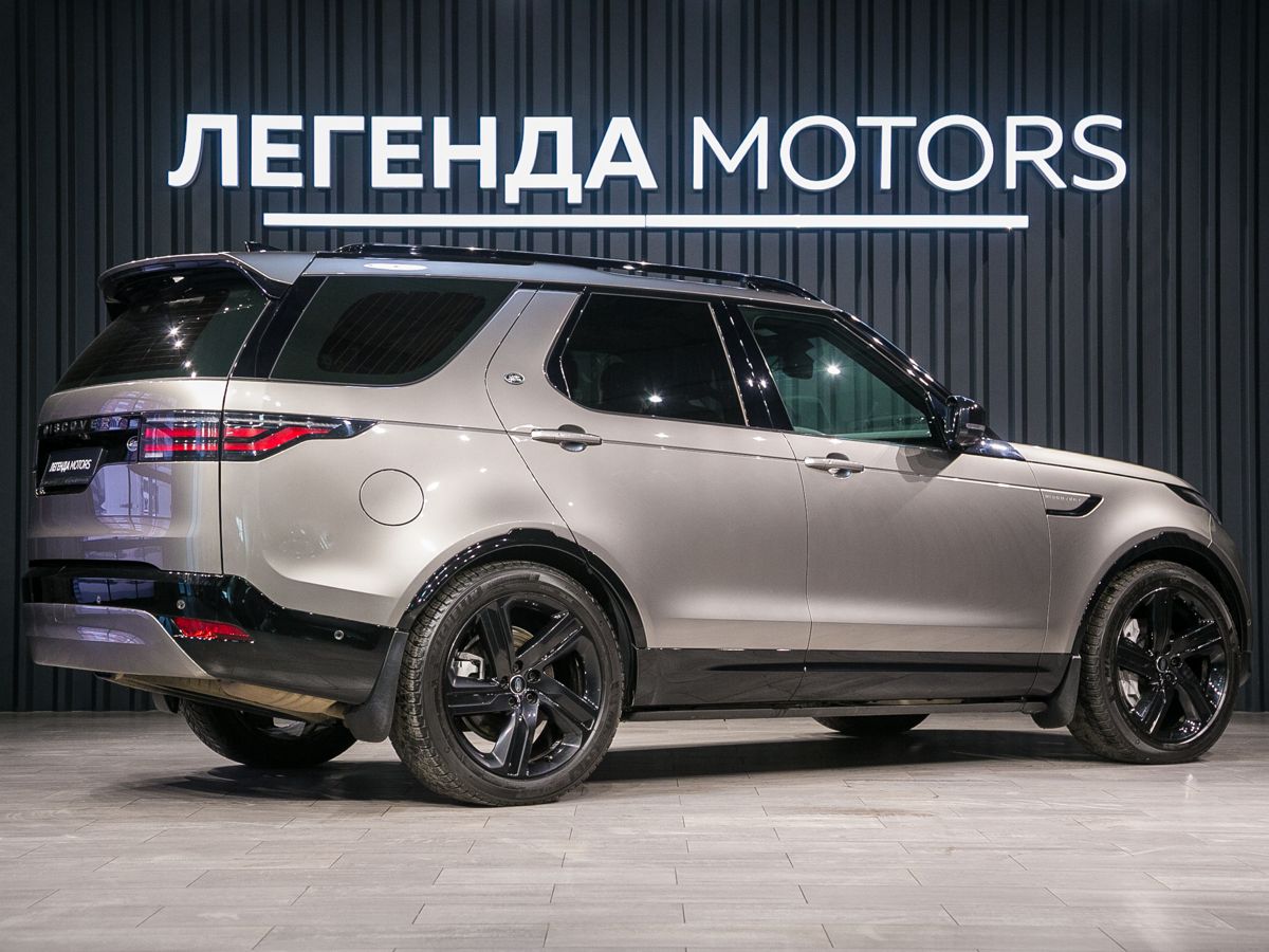 2021 Land Rover Discovery V Рестайлинг, Серый, 10500000 рублей, вид 4