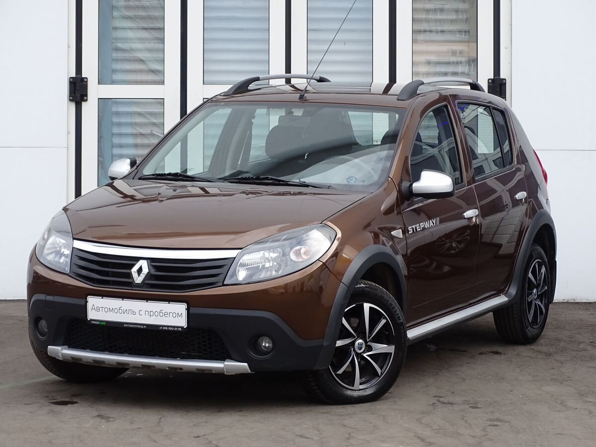 Renault Sandero Stepway 1.6 AT (103 л.с.)