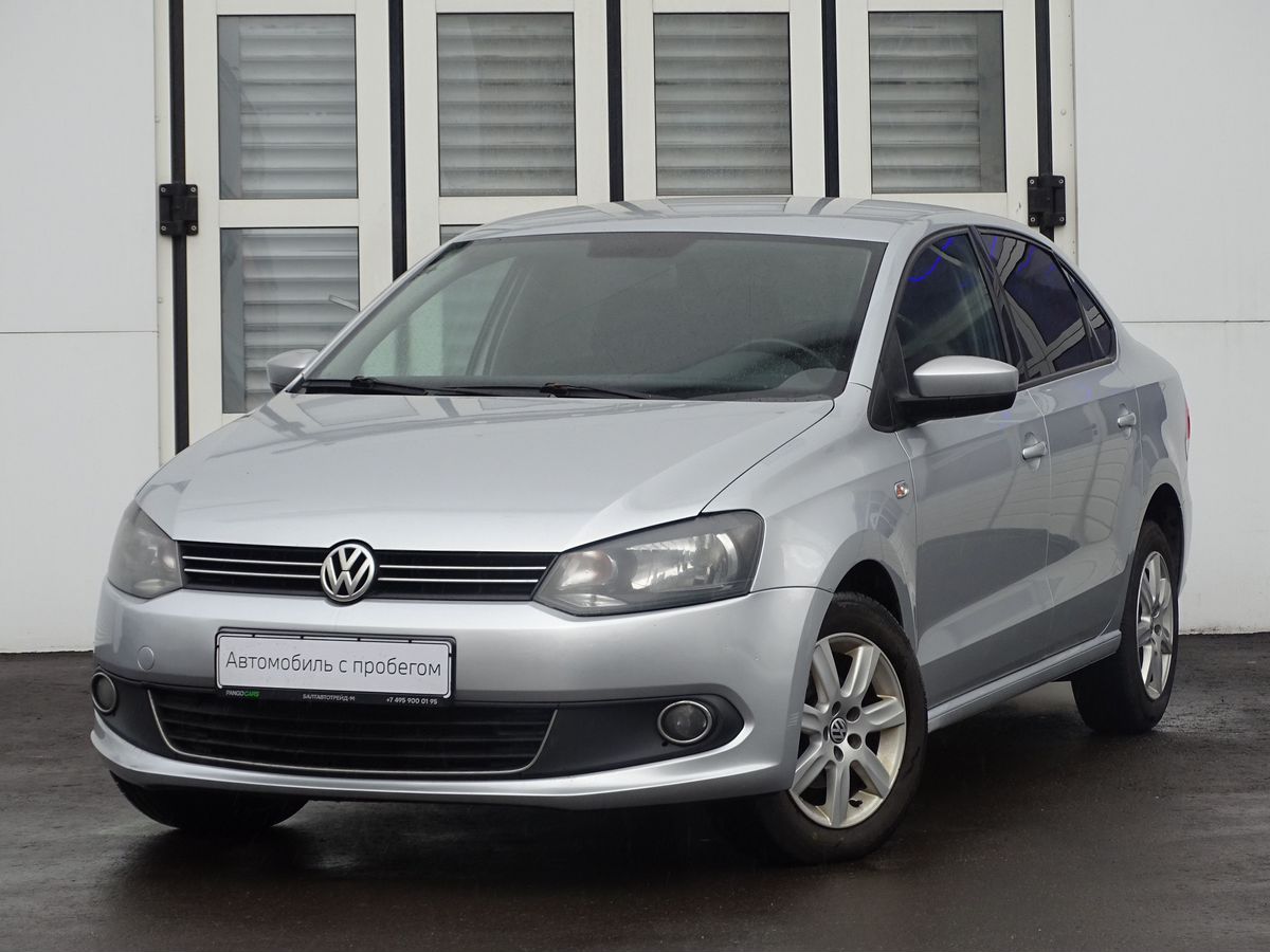 Volkswagen Polo 1.6 AT (105 л.с.)